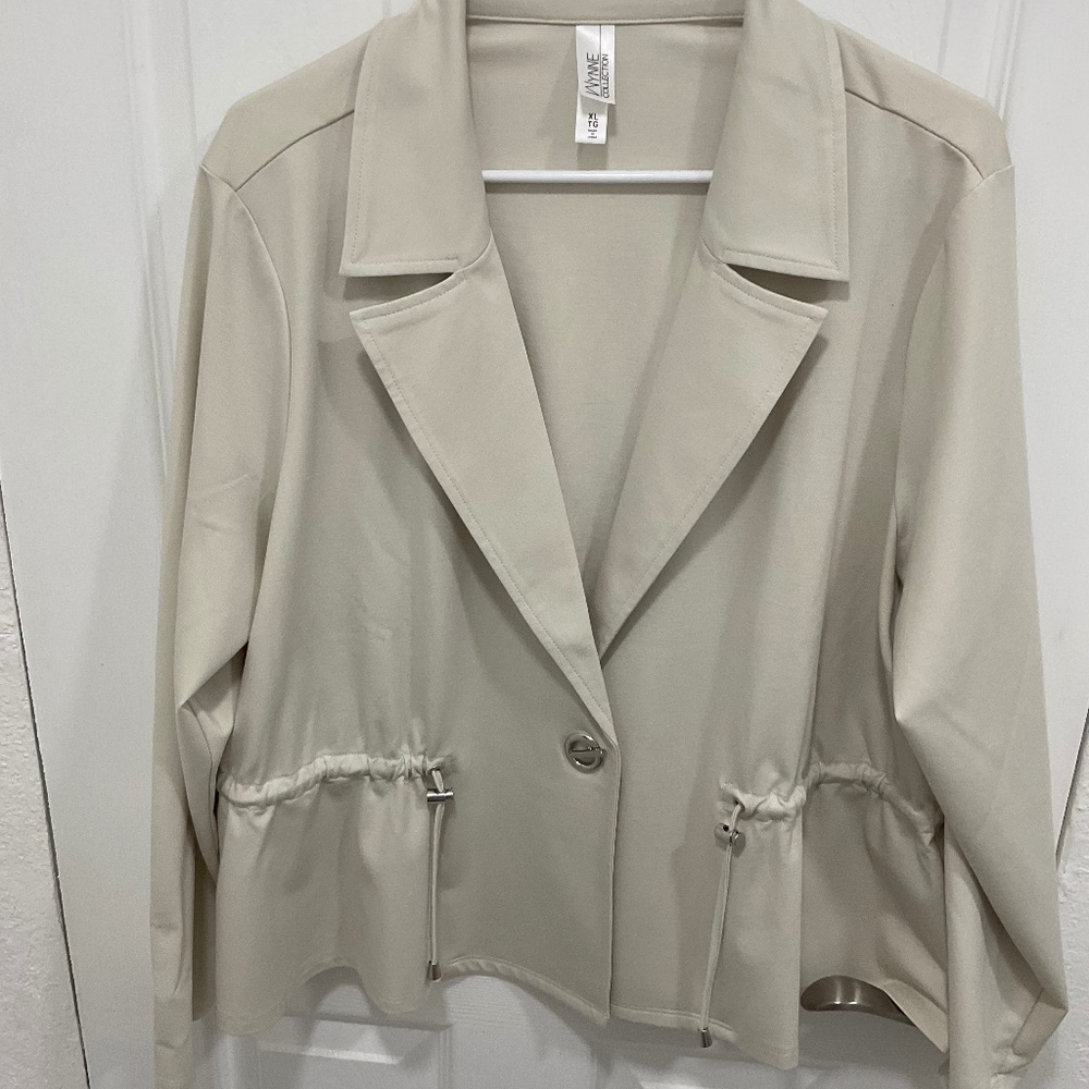 NWOT Wynne Collection Beige Jacket XL